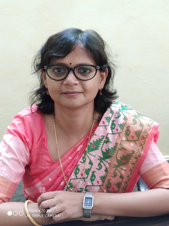 DR. KAMINI